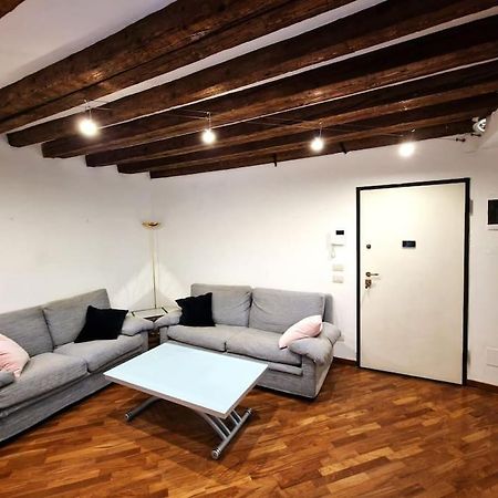 Magnifico Appartamento Ristrutturato 밀라노 외부 사진
