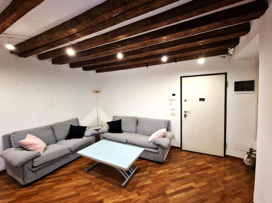 Magnifico Appartamento Ristrutturato 밀라노 외부 사진